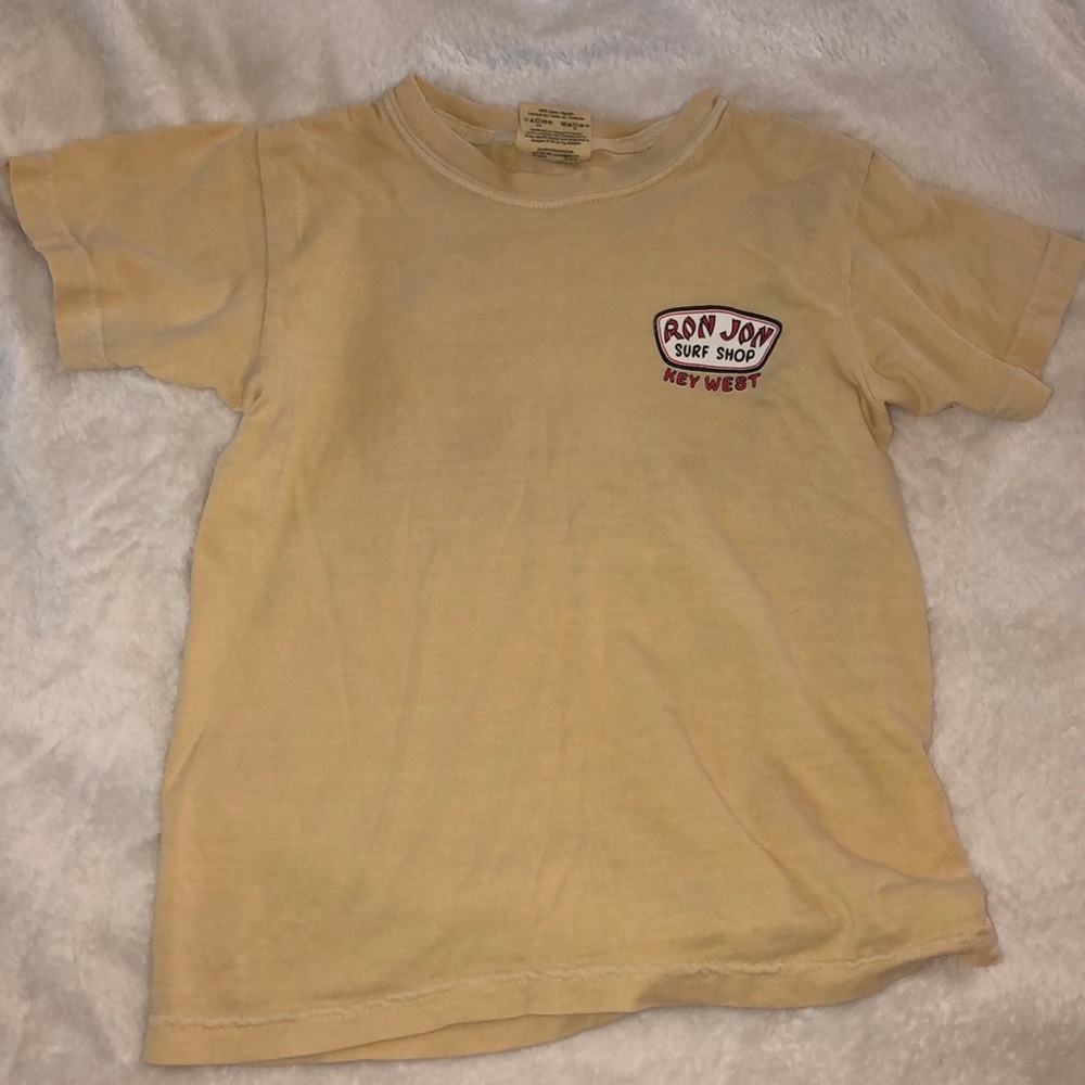 ✨YOUTH Ron Jon shirt✨